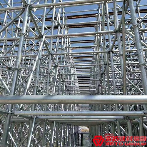 盤扣式腳手架會(huì)取代傳統(tǒng)腳手架嗎？